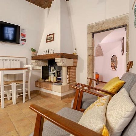 Aurora Medieval House 세르모네타 외부 사진