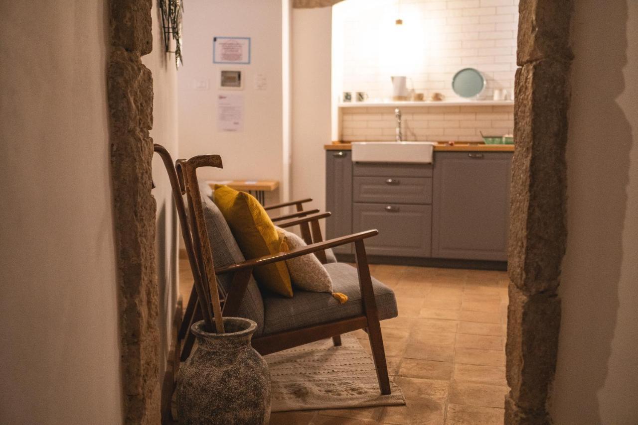 Aurora Medieval House 세르모네타 외부 사진