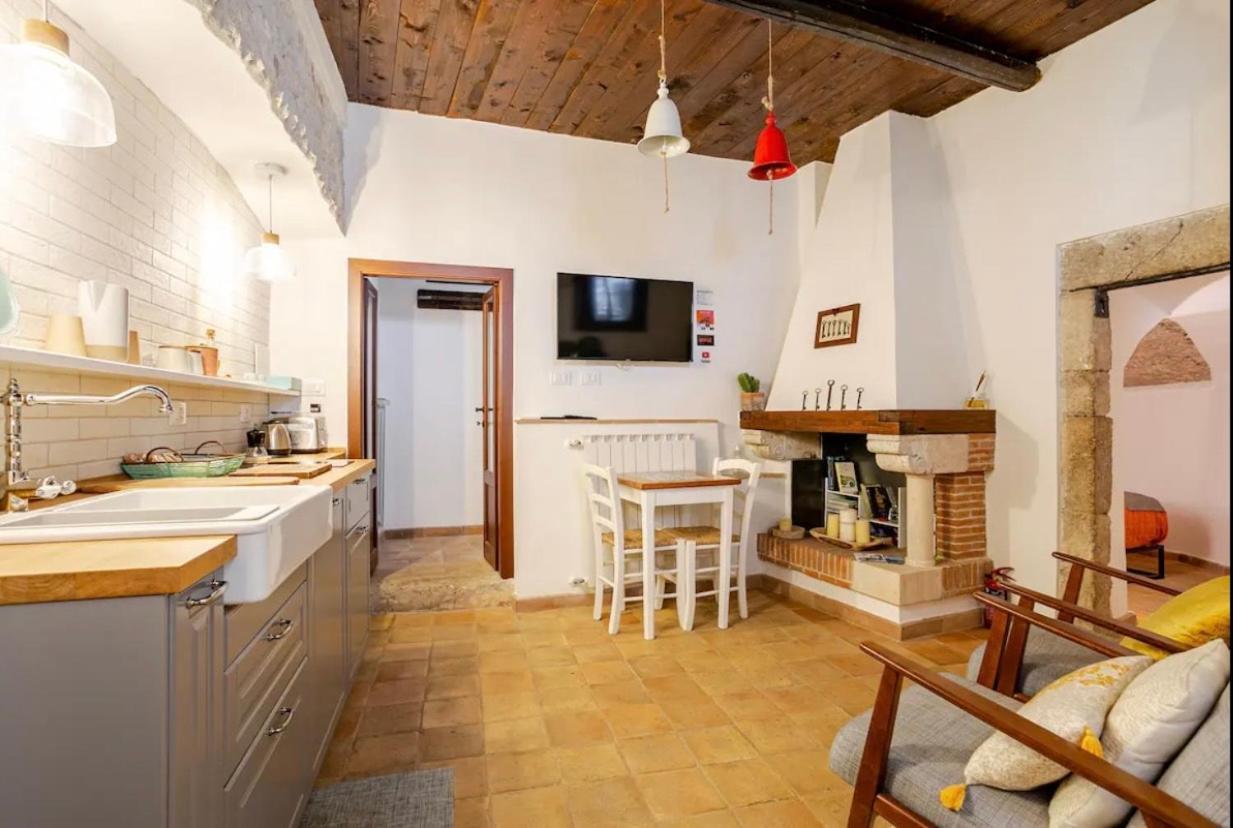 Aurora Medieval House 세르모네타 외부 사진