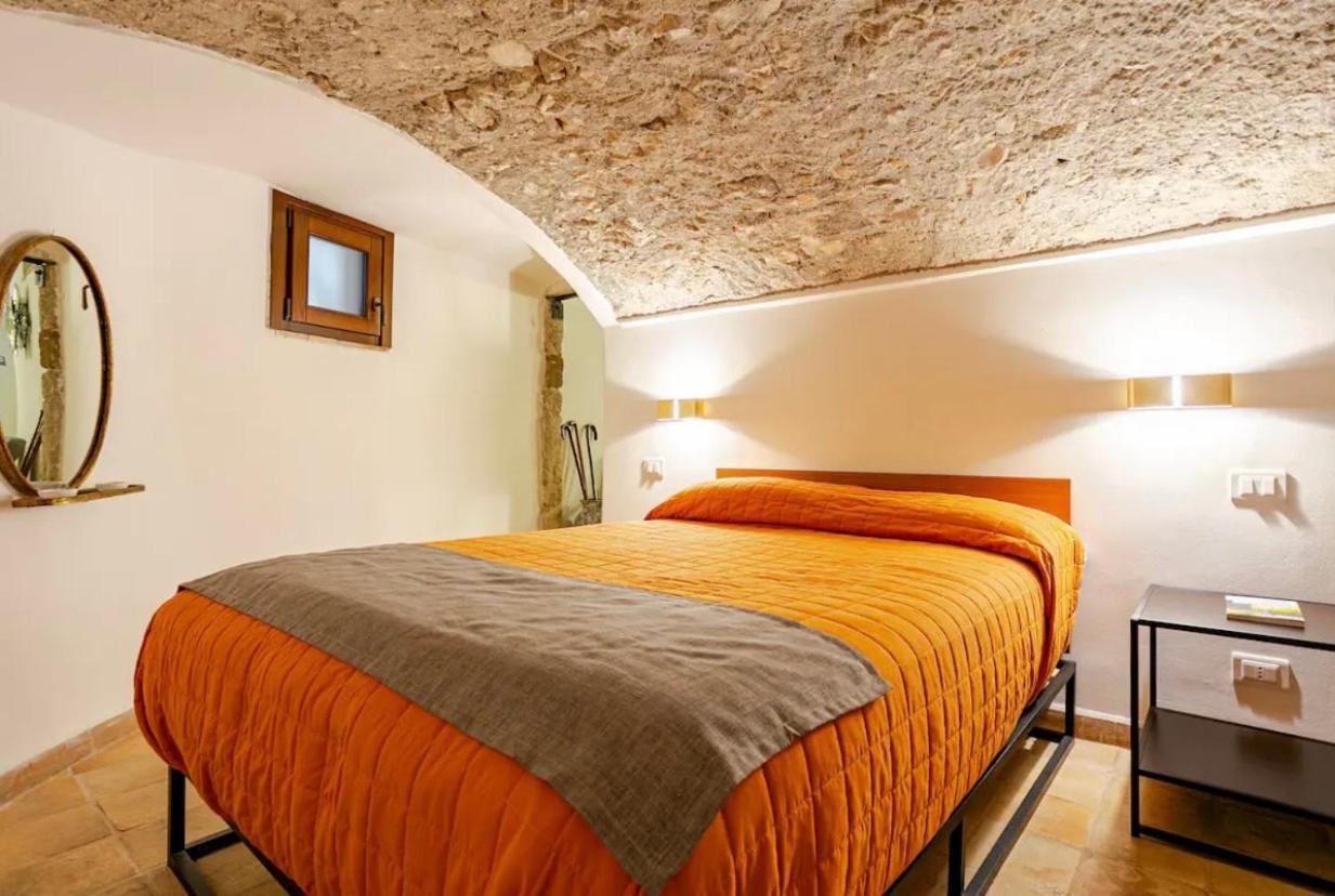 Aurora Medieval House 세르모네타 외부 사진