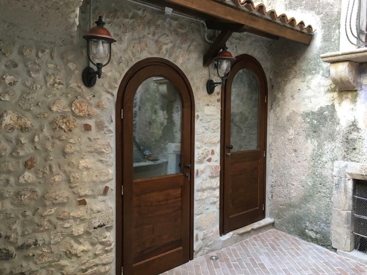 Aurora Medieval House 세르모네타 외부 사진