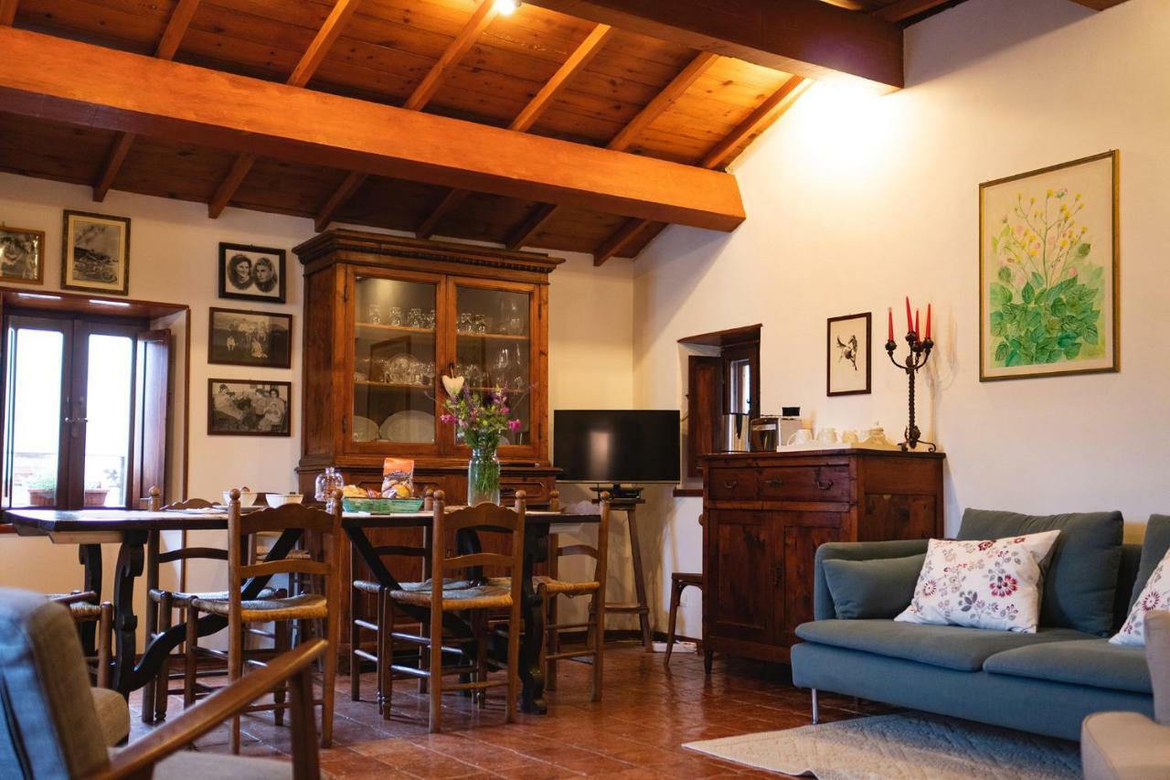 Aurora Medieval House 세르모네타 외부 사진